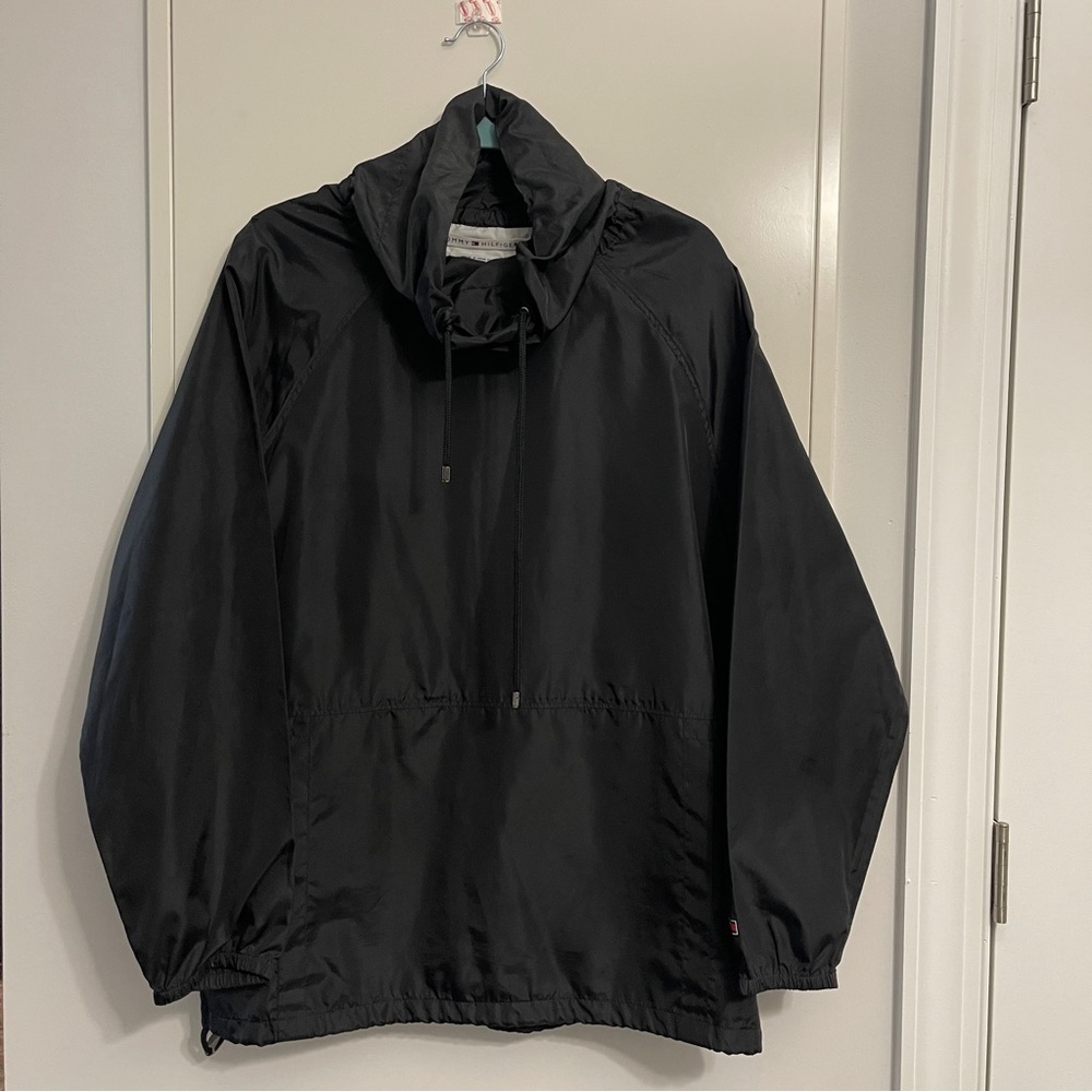 Retro 90s Women’s Tommy Hilfiger Black Logo Windbreaker Pullover Jacket